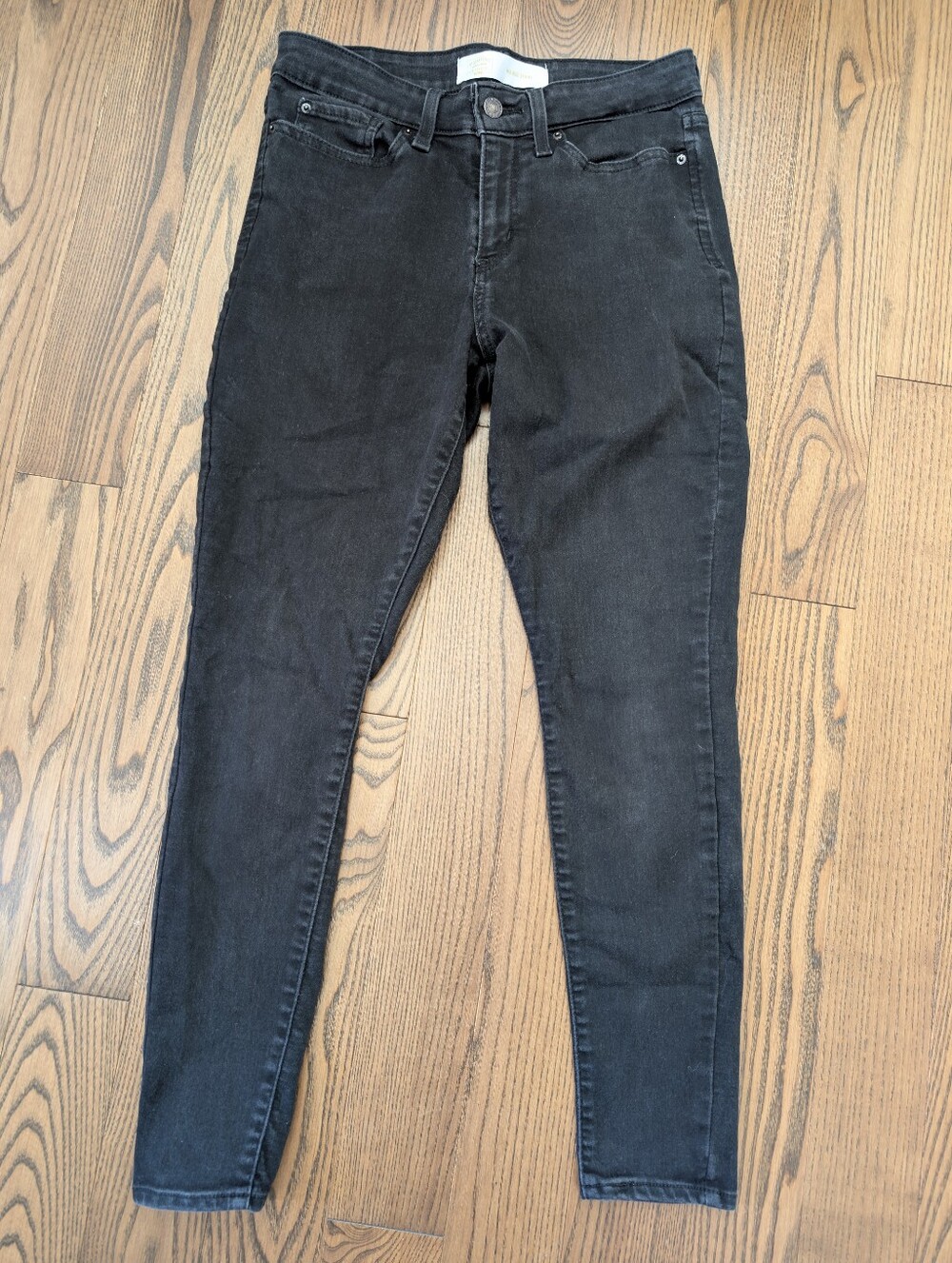 Levi's Faded Black Skinny Jeans - Women's Size 6S